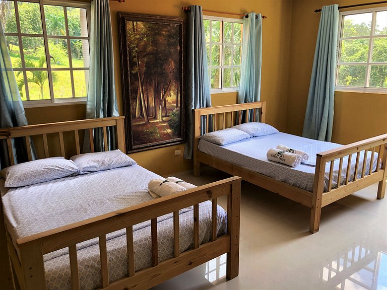 Green Sierra - Villa con piscina y jardines en Jarabacoa