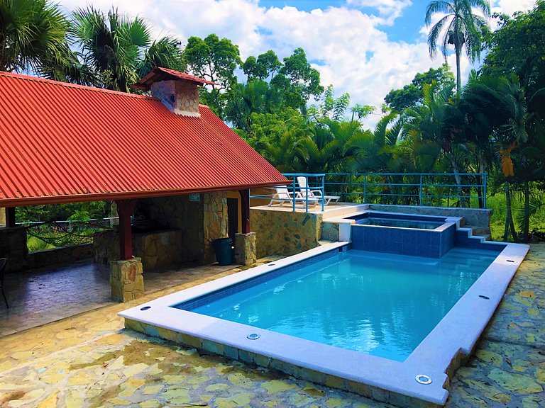 Green Sierra - Villa with pool and gardens in Jarabacoa