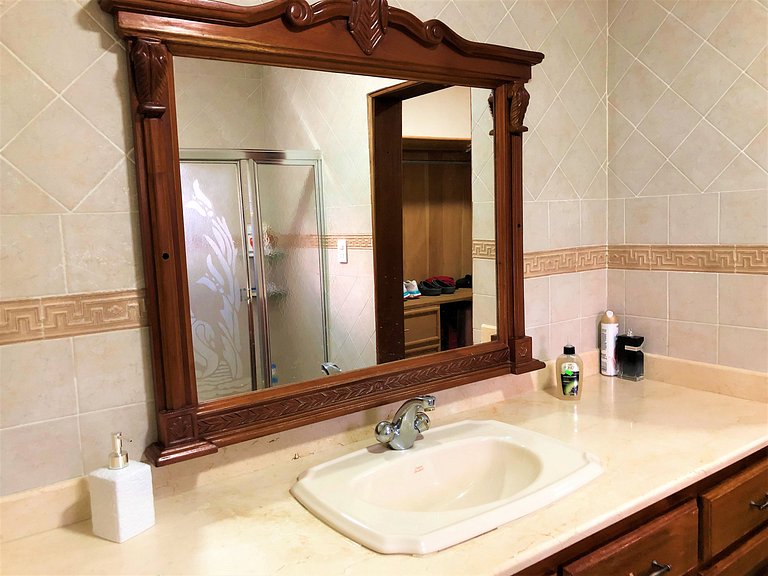 Villa Amila - Luxury Villa in Jarabacoa for 18 people