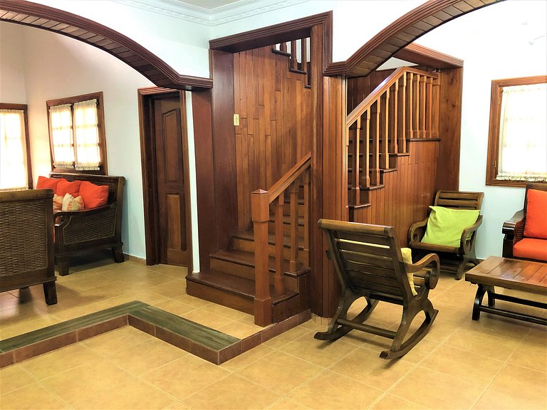 Villa Amila - Luxury Villa in Jarabacoa for 18 people