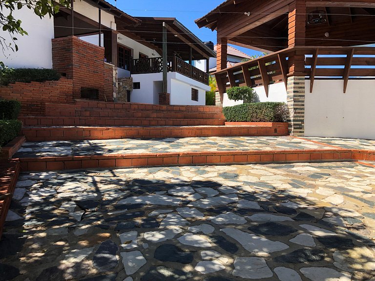 Villa Amila - Luxury Villa in Jarabacoa for 18 people