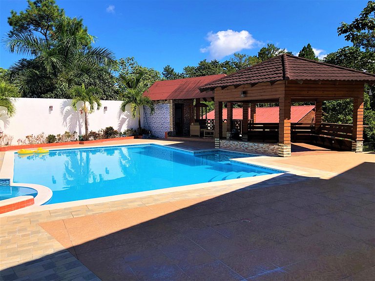 Villa Amila - Luxury Villa in Jarabacoa for 18 people