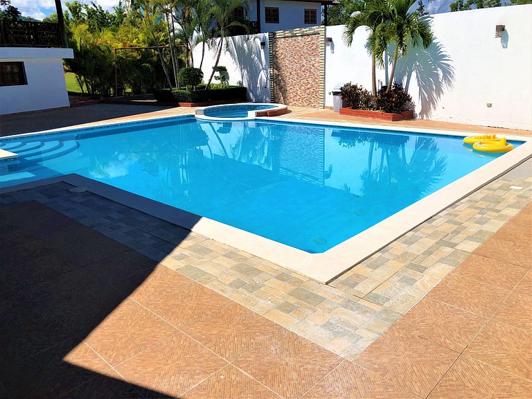 Villa Amila - Luxury Villa in Jarabacoa for 18 people