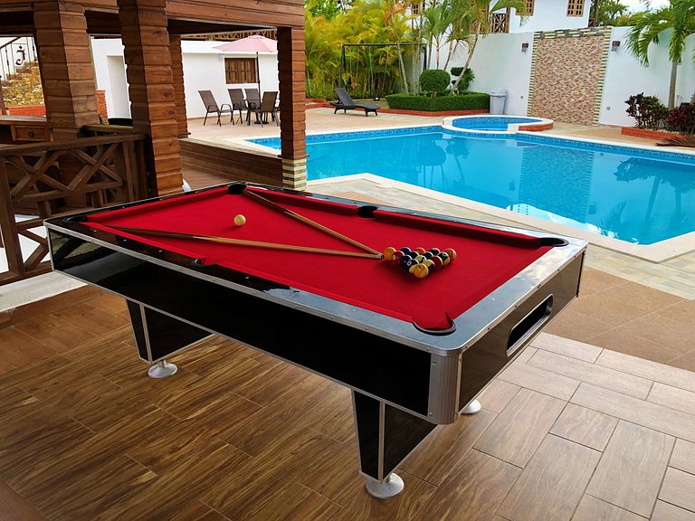 Villa Amila - Luxury Villa in Jarabacoa for 18 people