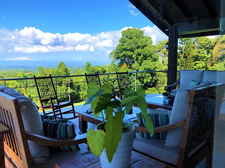 Villa Bartolo, Villa en Jarabacoa con vista a la montaña