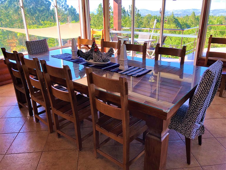 Villa Bartolo, Villa en Jarabacoa con vista a la montaña