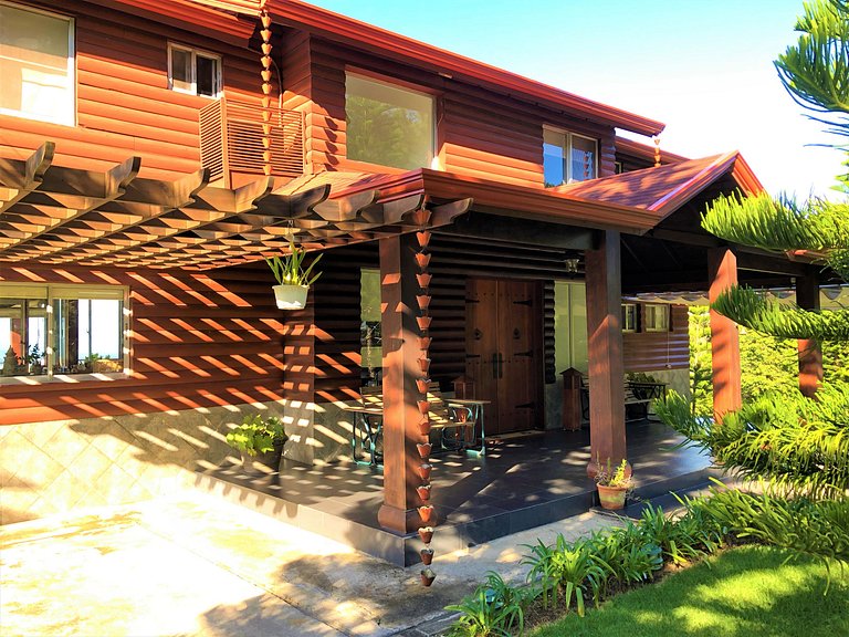 Villa Bartolo, Villa en Jarabacoa con vista a la montaña