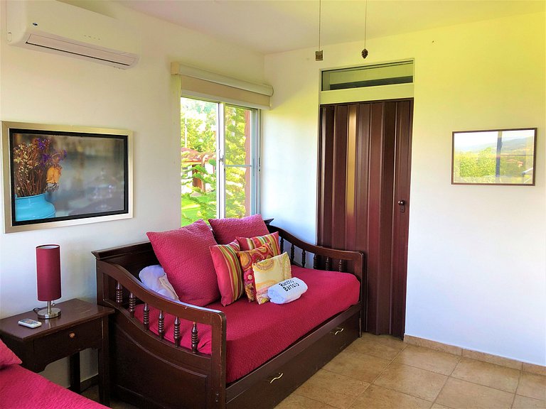 Villa Bartolo, Villa en Jarabacoa con vista a la montaña