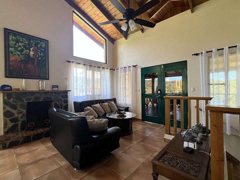 Villa Berry, villa en Jarabacoa con piscina