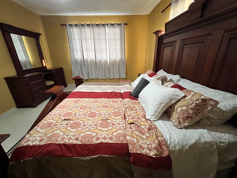 Green Sierra - Villa con piscina y jardines en Jarabacoa