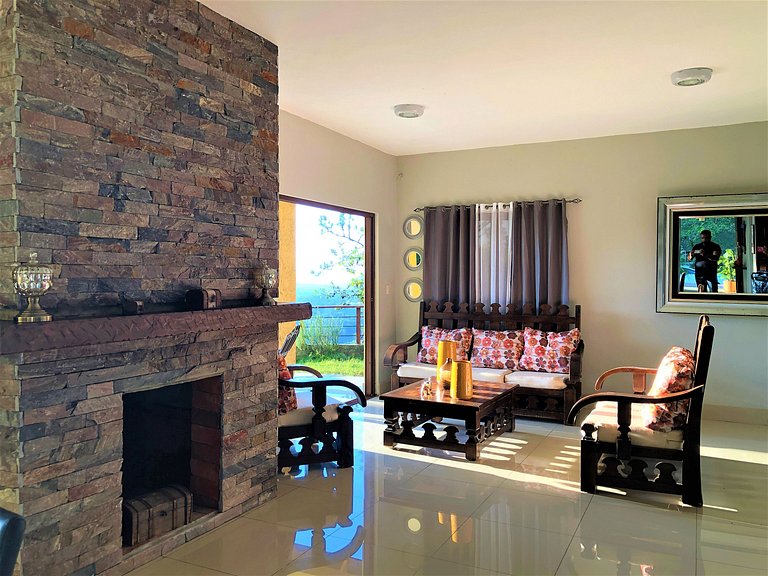 Villa For 16 PAX Close To The Town (5 minutes)