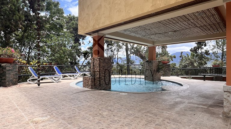 Luxurious Villa 9 Minutes from Jarabacoa