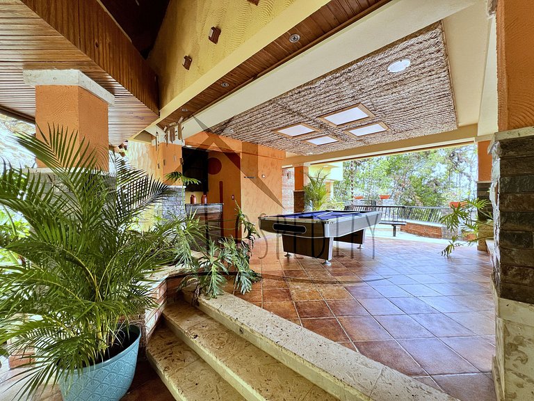Lujosa Villa a 9 Mns. del Centro Cocna y lmpza inc