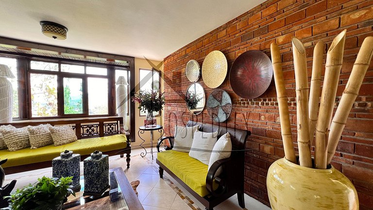 Lujosa Villa a 9 Mns. del Centro Cocna y lmpza inc