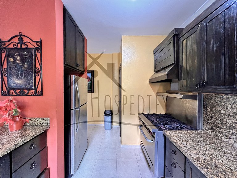 Luxurious Villa 9 Mins. from town ckng and clning