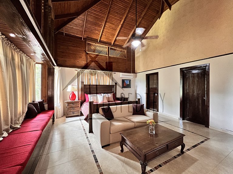 Luxurious Villa 9 Minutes from Jarabacoa