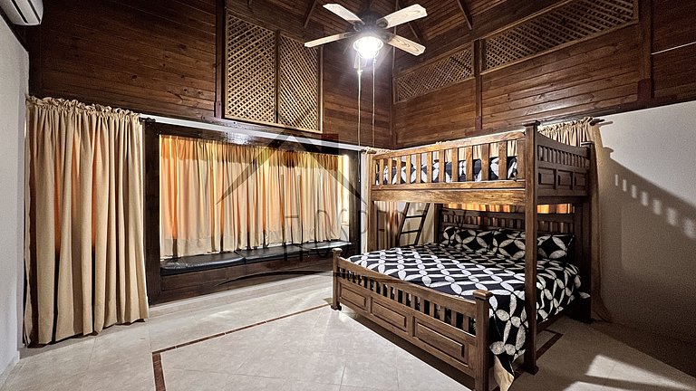 Luxurious Villa 9 Mins. from town ckng and clning