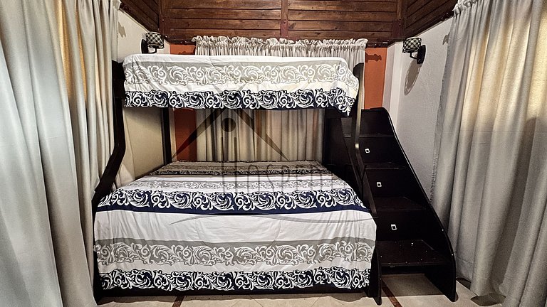 Lujosa Villa a 9 Mns. del Centro Cocna y lmpza inc