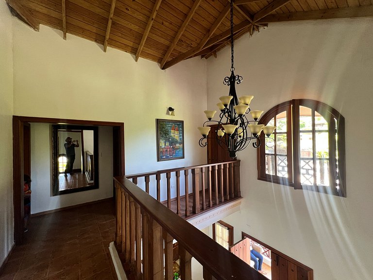 Villa Amila - Villa en Jarabacoa para 18 personas
