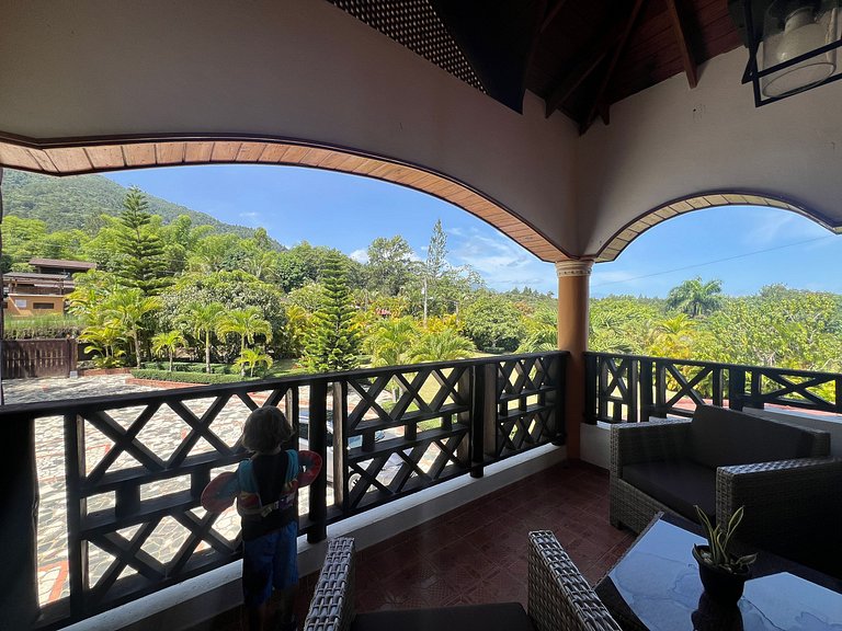 Villa Amila - Villa en Jarabacoa para 18 personas