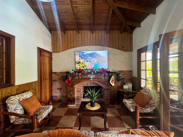 Villa Amila - Villa en Jarabacoa para 18 personas