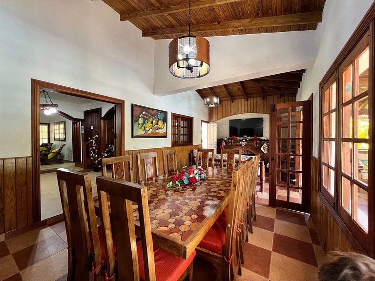 Villa Amila - Luxury Villa in Jarabacoa for 18 people