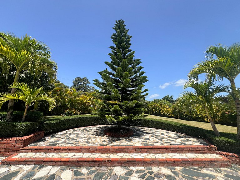 Villa Amila - Villa en Jarabacoa para 18 personas