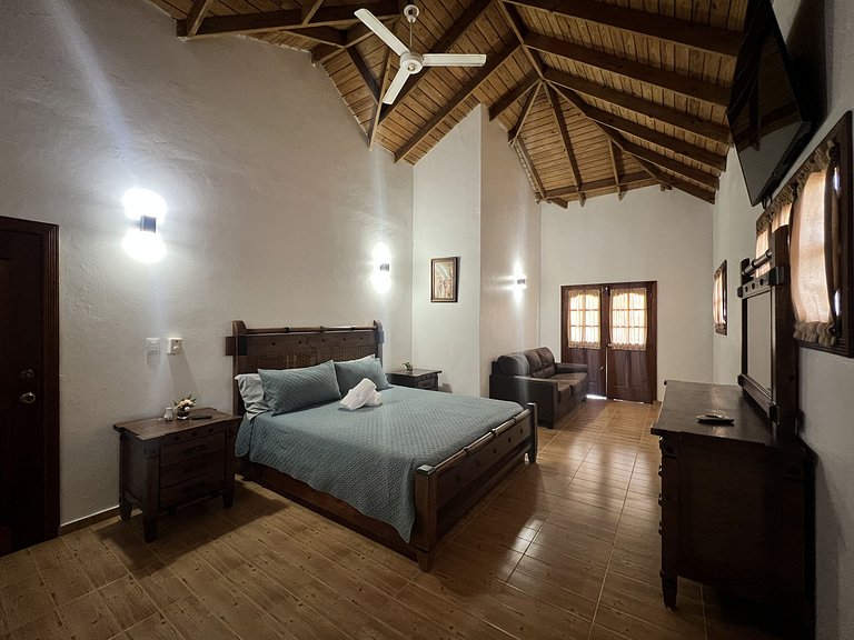 Villa Amila - Villa en Jarabacoa para 18 personas