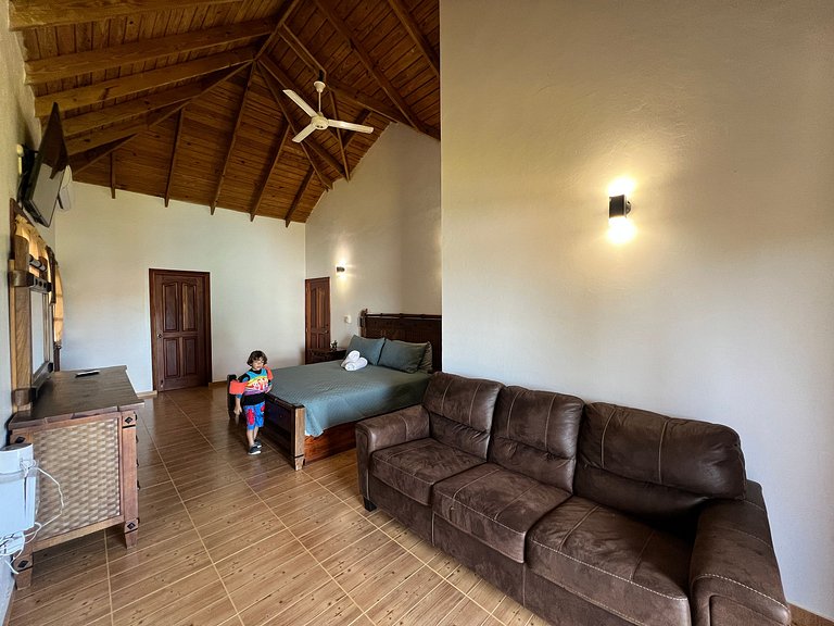 Villa Amila - Villa en Jarabacoa para 18 personas