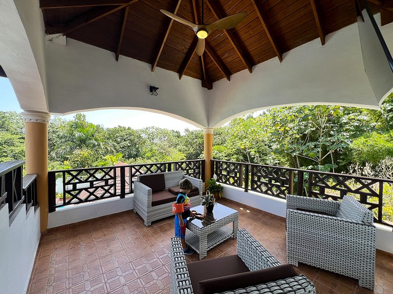 Villa Amila - Villa en Jarabacoa para 18 personas