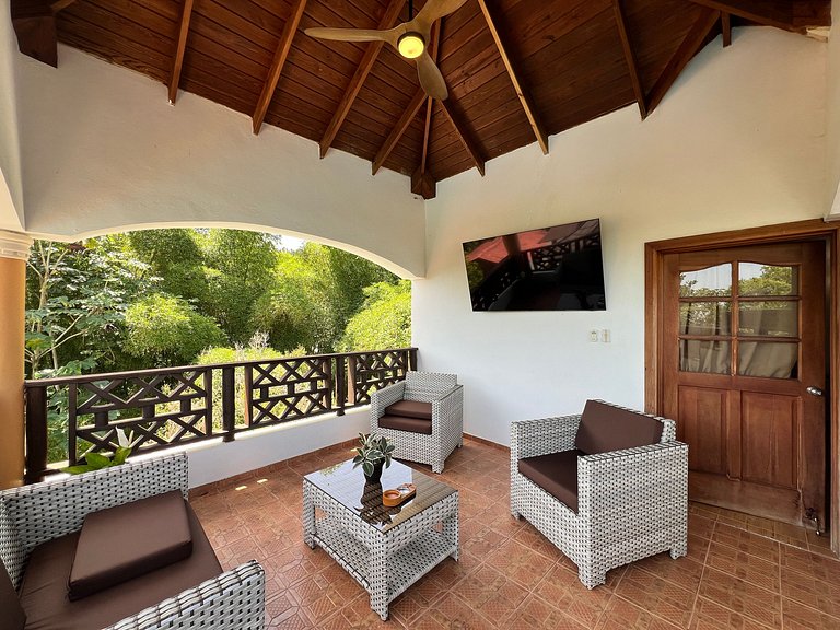 Villa Amila - Luxury Villa in Jarabacoa for 18 people