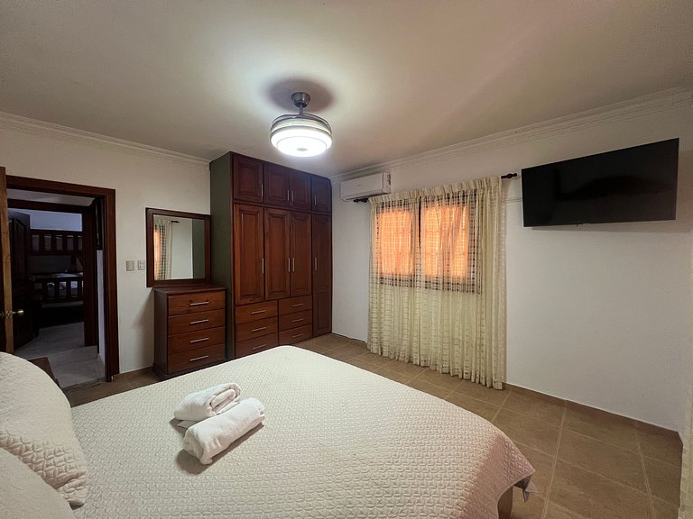 Villa Amila - Villa en Jarabacoa para 18 personas