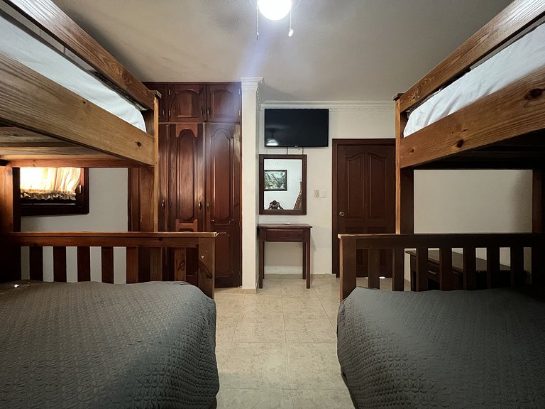 Villa Amila - Villa en Jarabacoa para 18 personas