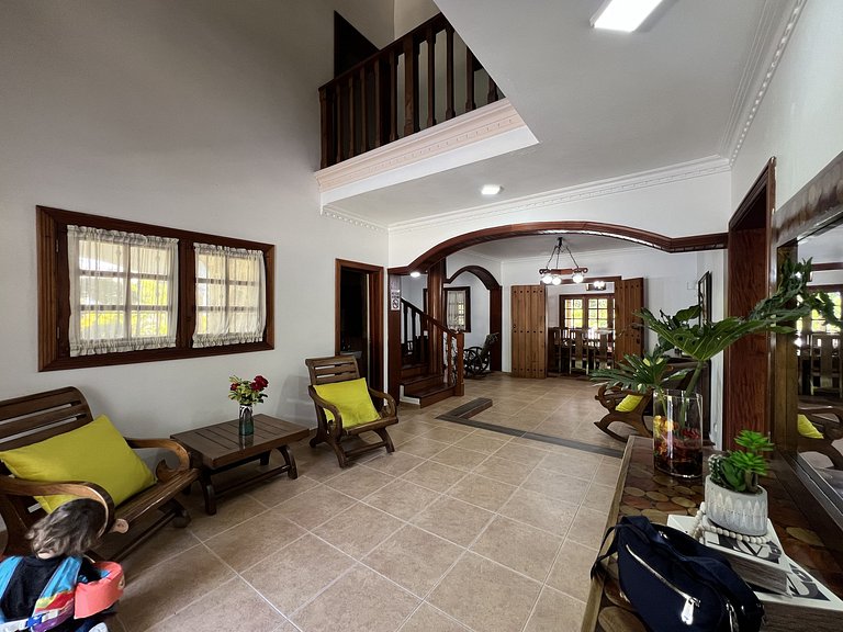 Villa Amila - Villa en Jarabacoa para 18 personas