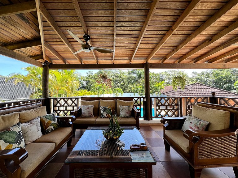 Villa Amila - Villa en Jarabacoa para 18 personas