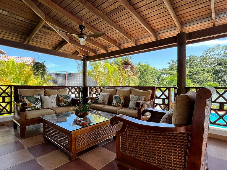 Villa Amila - Luxury Villa in Jarabacoa for 18 people
