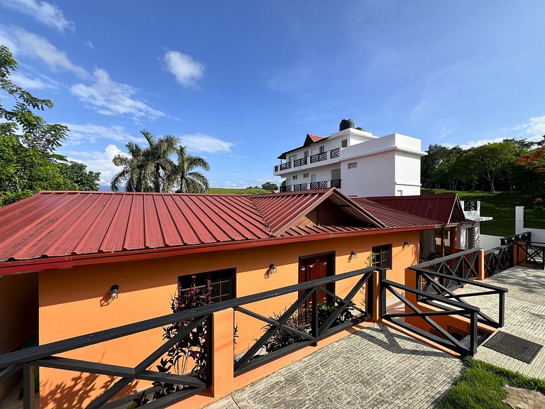 Villa Lo' Palo - Villa en Jarabacoa para hasta 43 personas