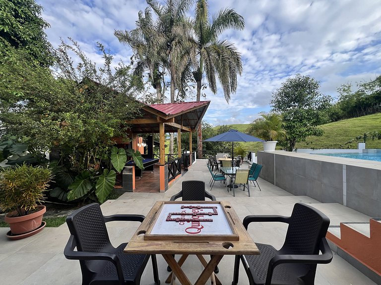 Villa Lo' Palo - Villa in Jarabacoa for until 43 people