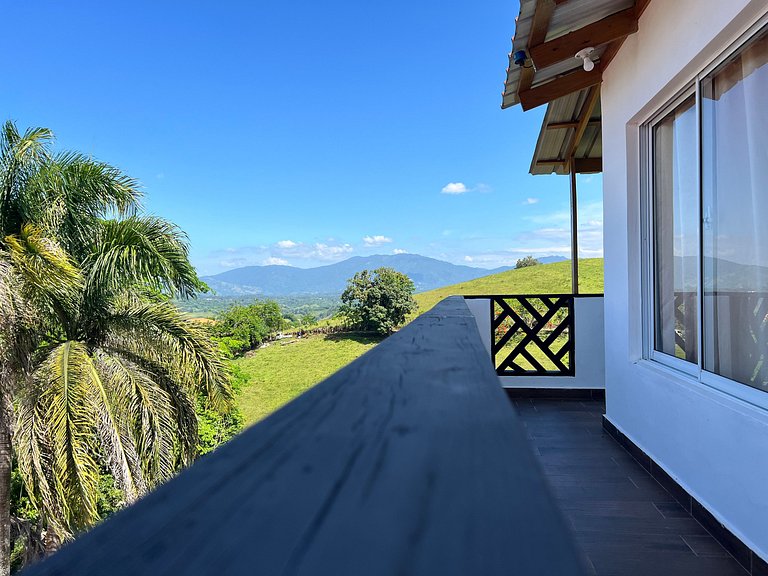 Villa Lo' Palo - Villa en Jarabacoa para hasta 43 personas