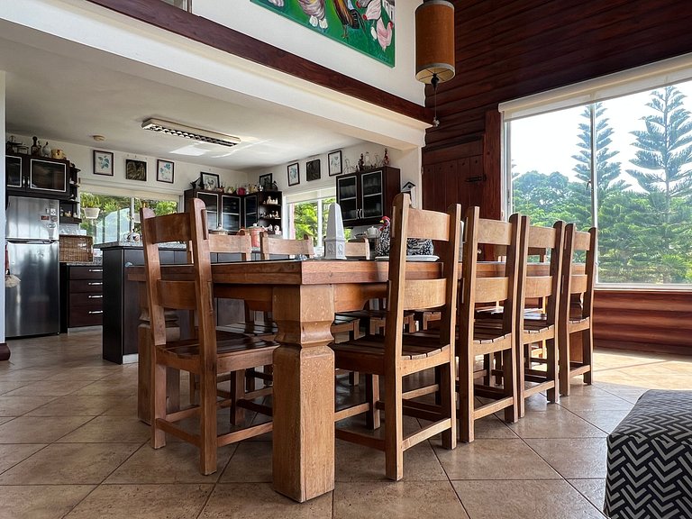 Villa Bartolo, Villa en Jarabacoa con vista a la montaña