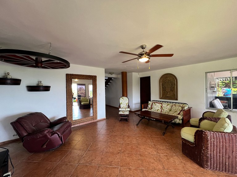 Villa Bartolo, Villa in Jarabacoa with mountain views