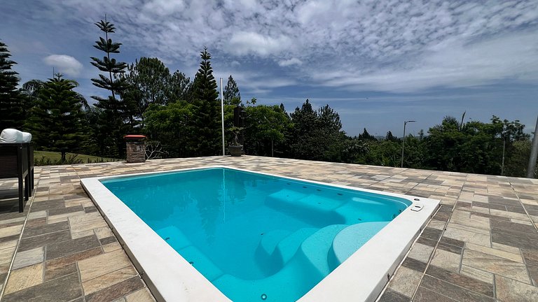 Villa Bartolo, Villa en Jarabacoa con vista a la montaña