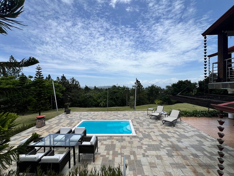Villa Bartolo, Villa en Jarabacoa con vista a la montaña