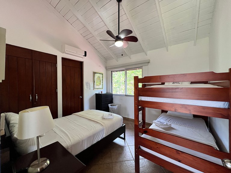 Villa Bartolo, Villa en Jarabacoa con vista a la montaña