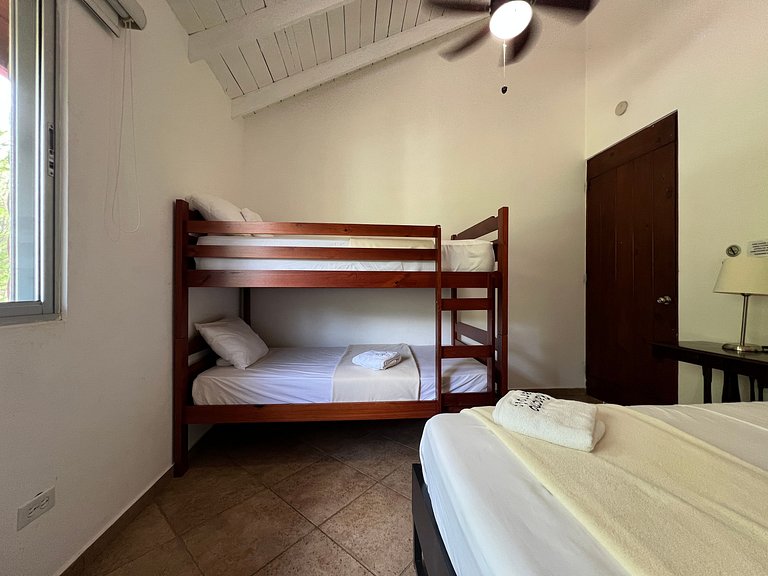 Villa Bartolo, Villa in Jarabacoa with mountain views