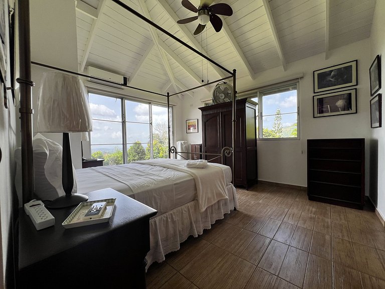 Villa Bartolo, Villa en Jarabacoa con vista a la montaña