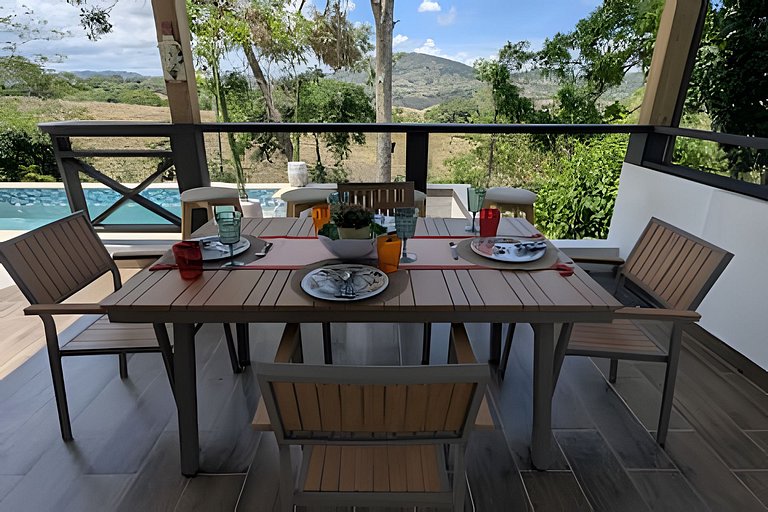 Villa for 10 Pax w/ Pool, BBQ, Firepit & Billiards