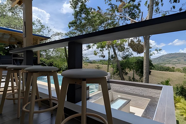 Villa for 10 Pax w/ Pool, BBQ, Firepit & Billiards