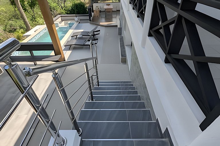 Villa for 10 Pax w/ Pool, BBQ, Firepit & Billiards