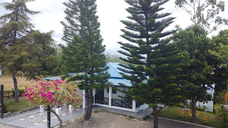 Villa for 10 Pax w/ Pool, BBQ, Firepit & Billiards